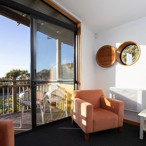 Rainforest Room – Balcony